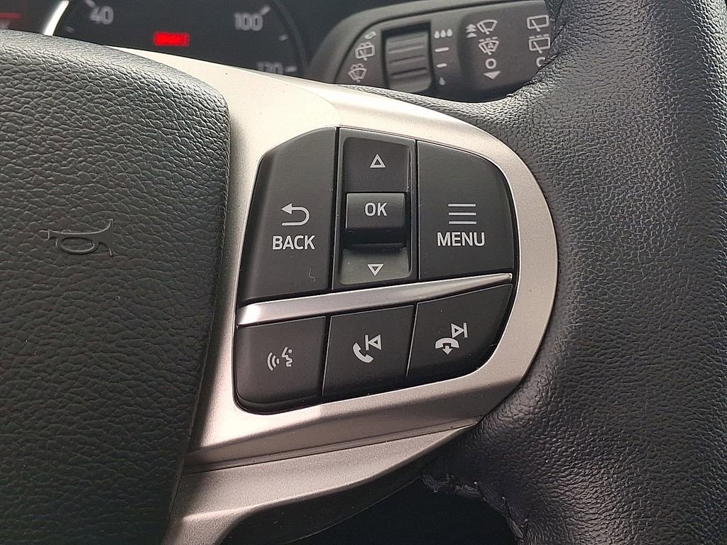 Used 2023 Ford Explorer Limited w/ Limited Technology Package AWD/4WD image 18