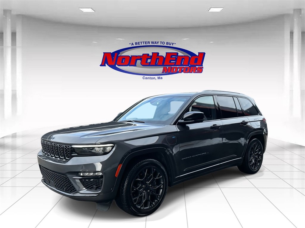 Used 2023 Jeep Grand Cherokee Summit w/ High Altitude Package image 7