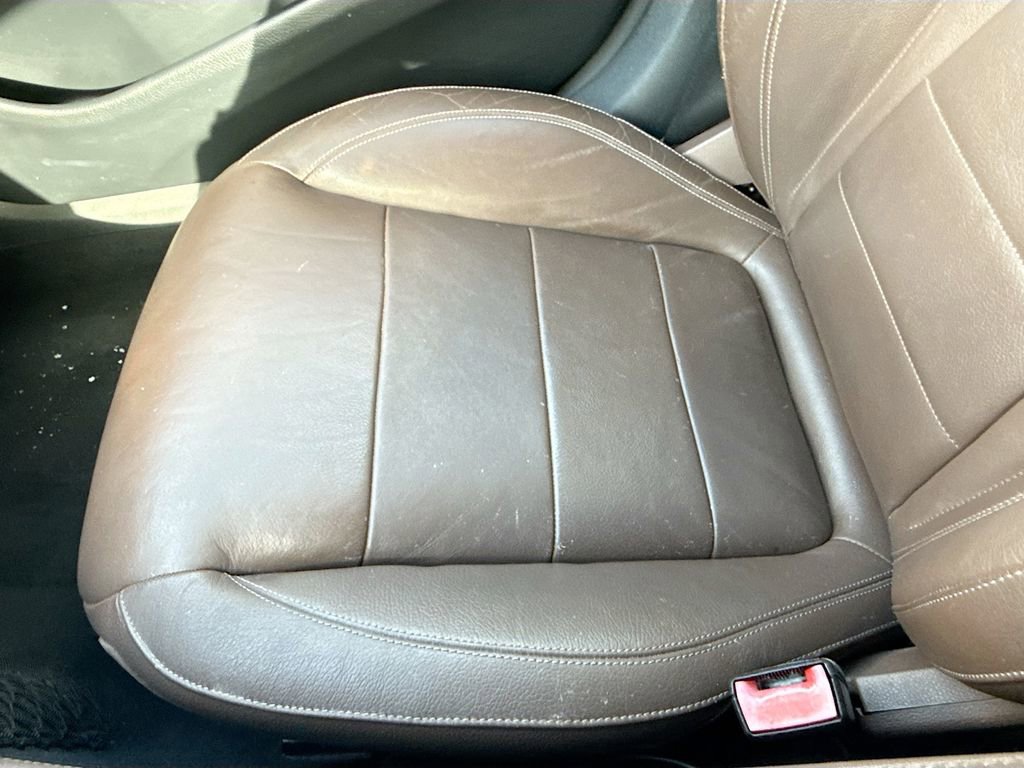 Used 2017 Mercedes-Benz E 300 image 17