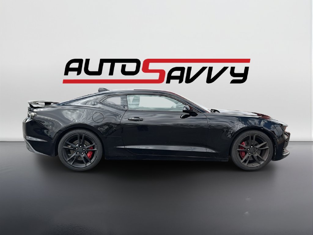 Used 2021 Chevrolet Camaro SS RWD image 8