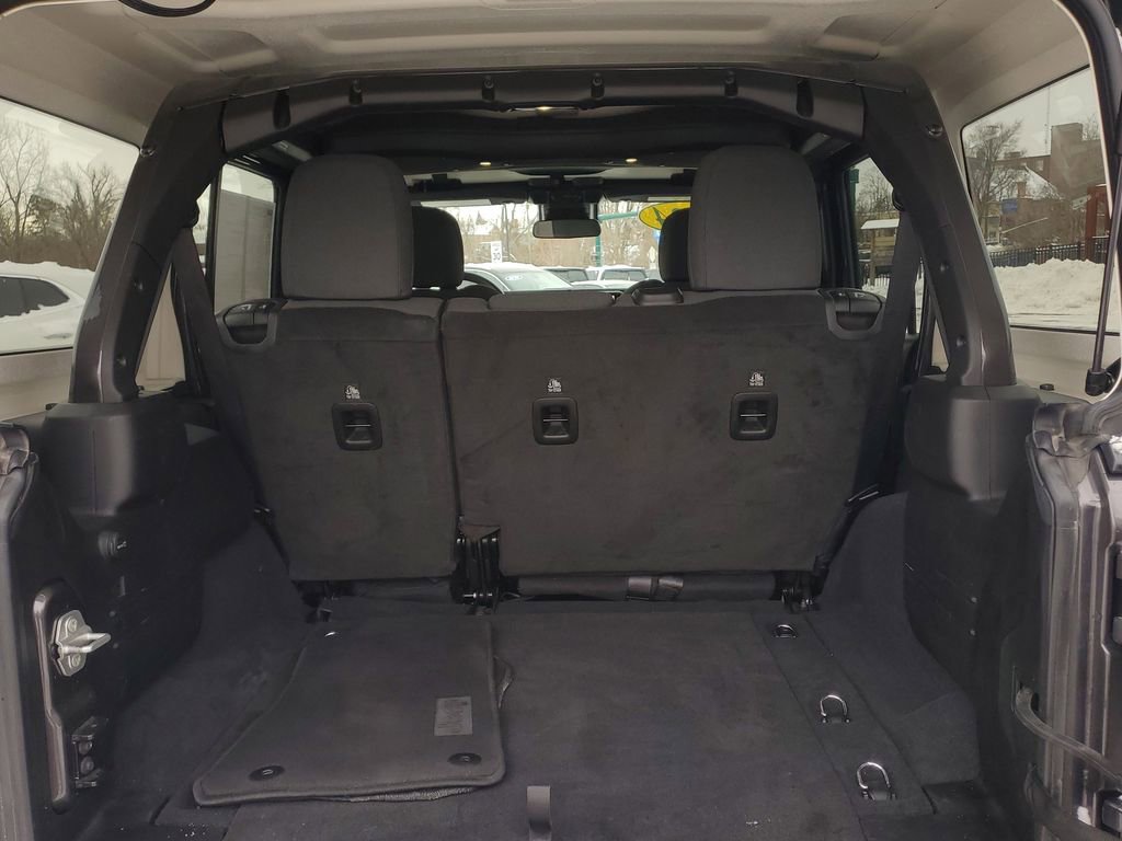 Used 2024 Jeep Wrangler Sport S image 25