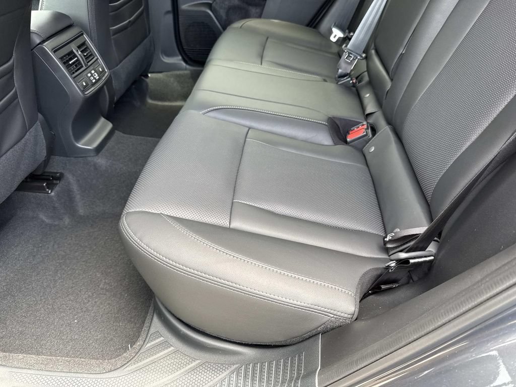 New 2026 Subaru Outback Limited AWD/4WD image 14