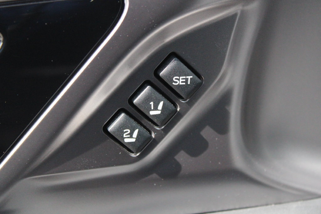 Used 2024 Subaru Outback Limited AWD/4WD image 4
