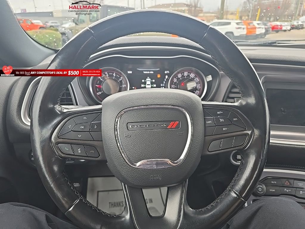 Used 2020 Dodge Challenger SXT w/ Driver Convenience Group image 13