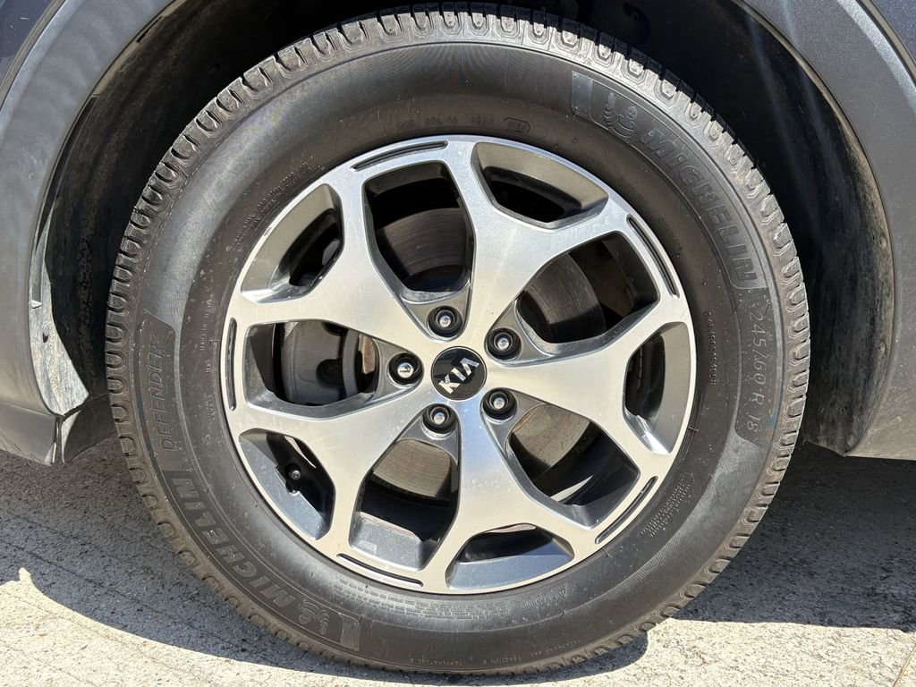 Used 2020 Kia Telluride EX image 9