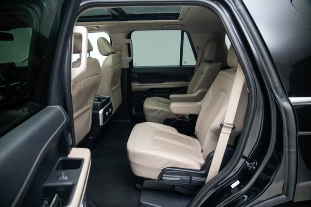 Used 2024 Ford Expedition Limited AWD/4WD image 24