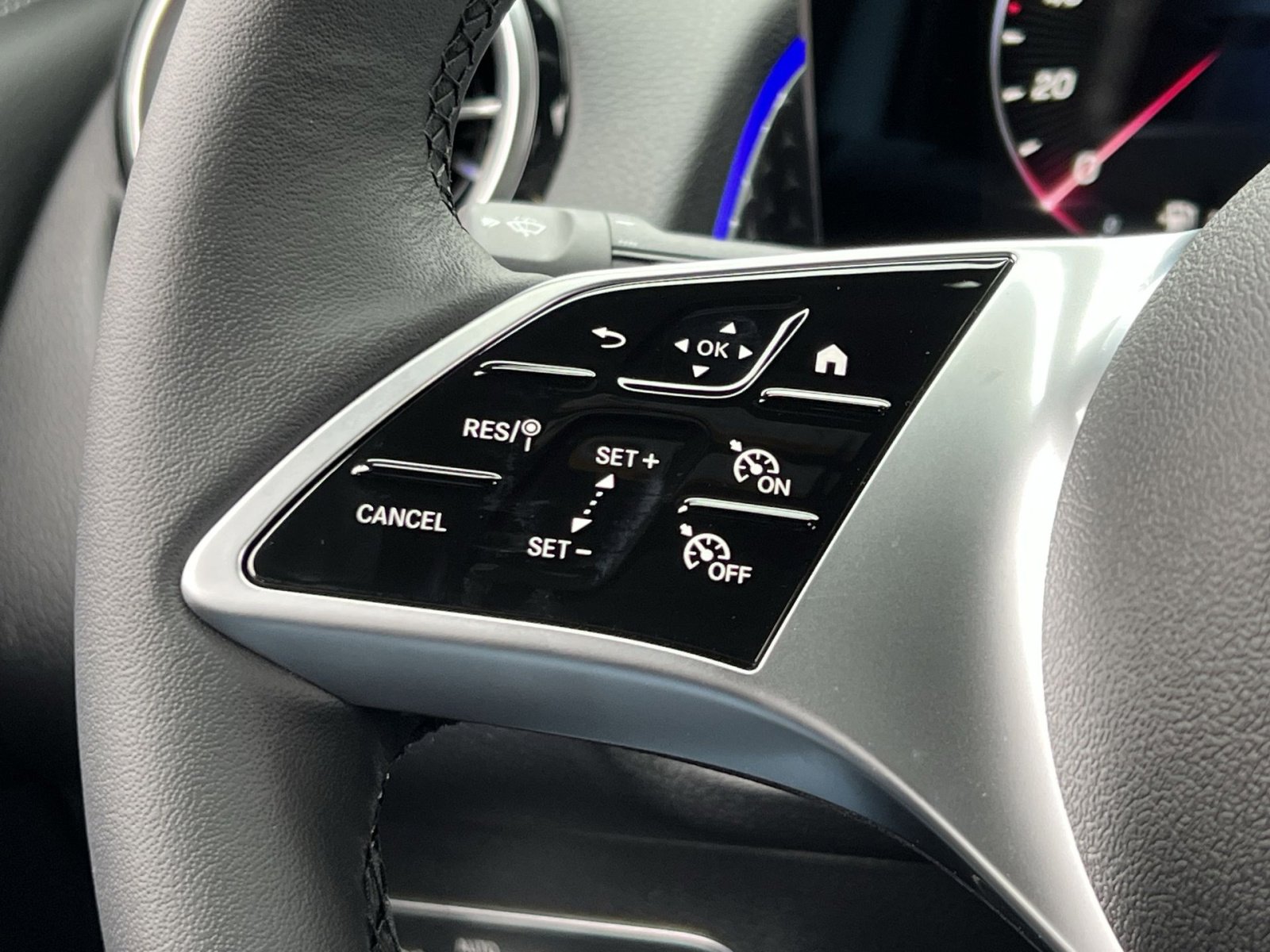 New 2026 Mercedes-Benz GLB 250 GLB 250 image 30