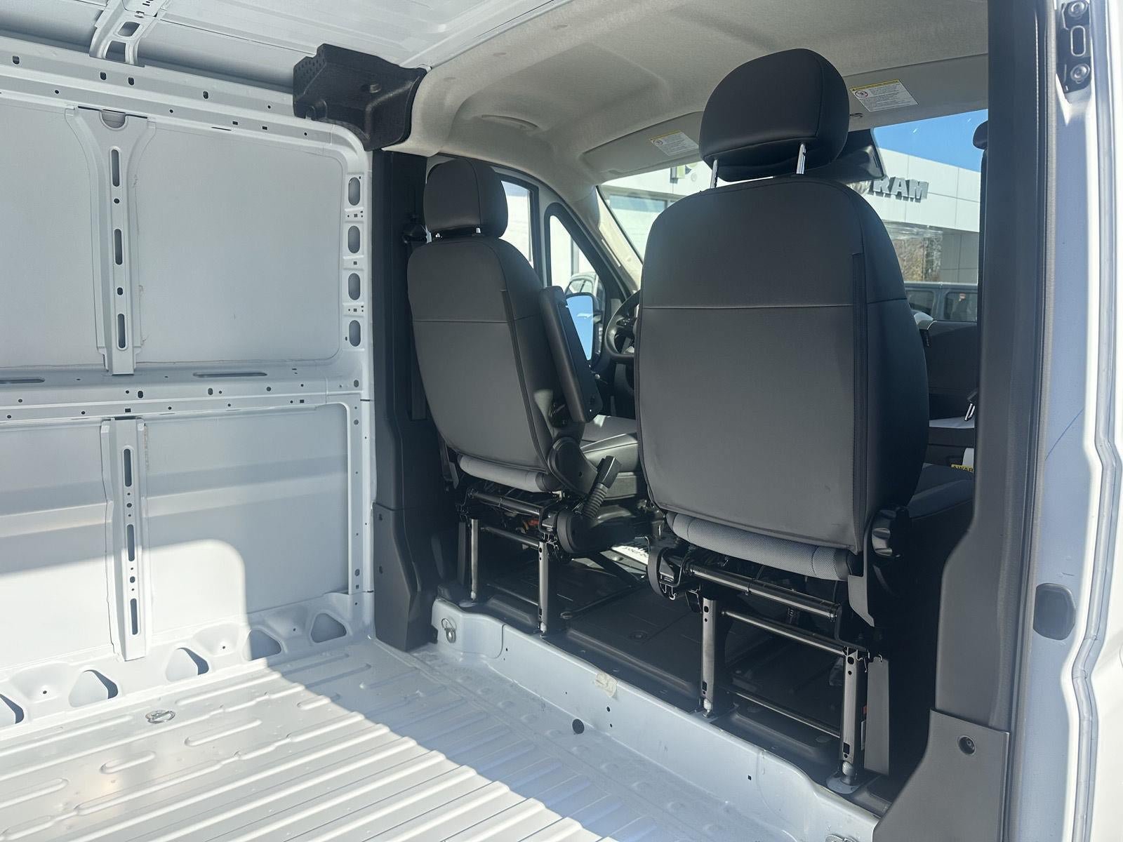 New 2026 RAM ProMaster 2500 w/ Convenience Group FWD image 7