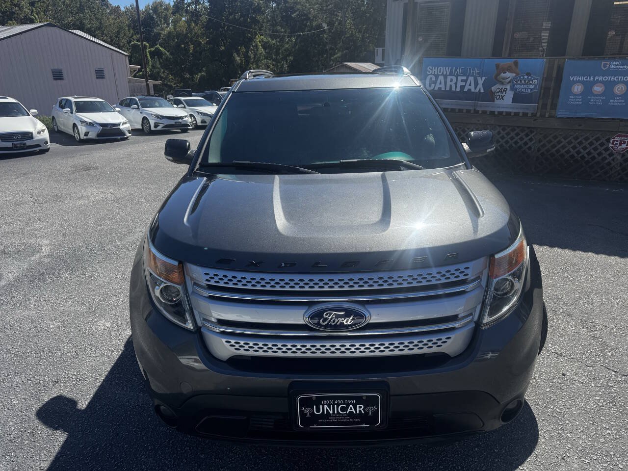 Used 2015 Ford Explorer XLT w/ Equipment Group 202A AWD/4WD image 2