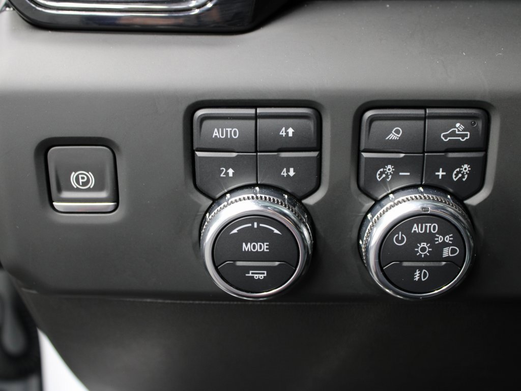 Used 2024 GMC Sierra 1500 AT4 image 61