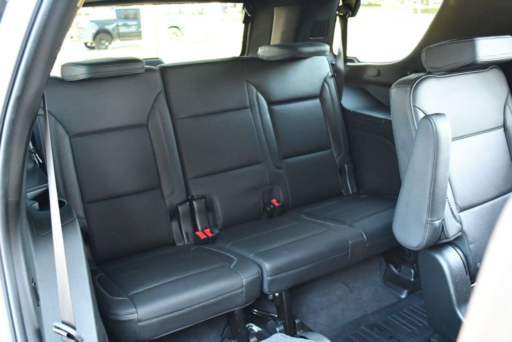 Used 2021 GMC Yukon Denali w/ Denali Premium Package RWD image 23