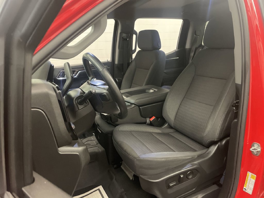 Used 2023 Chevrolet Silverado 1500 LT w/ Protection Package AWD/4WD image 13