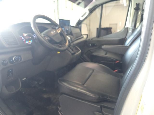 Used 2023 Ford Transit 250 Low Roof RWD image 9