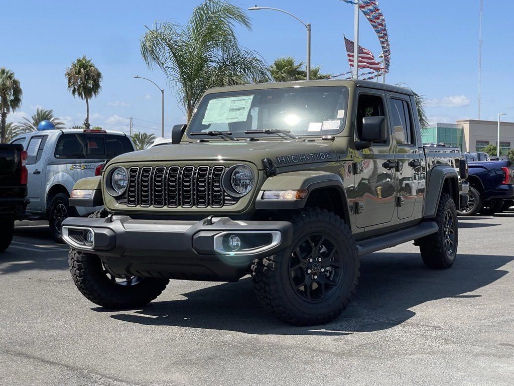 New 2025 Jeep Gladiator Sport