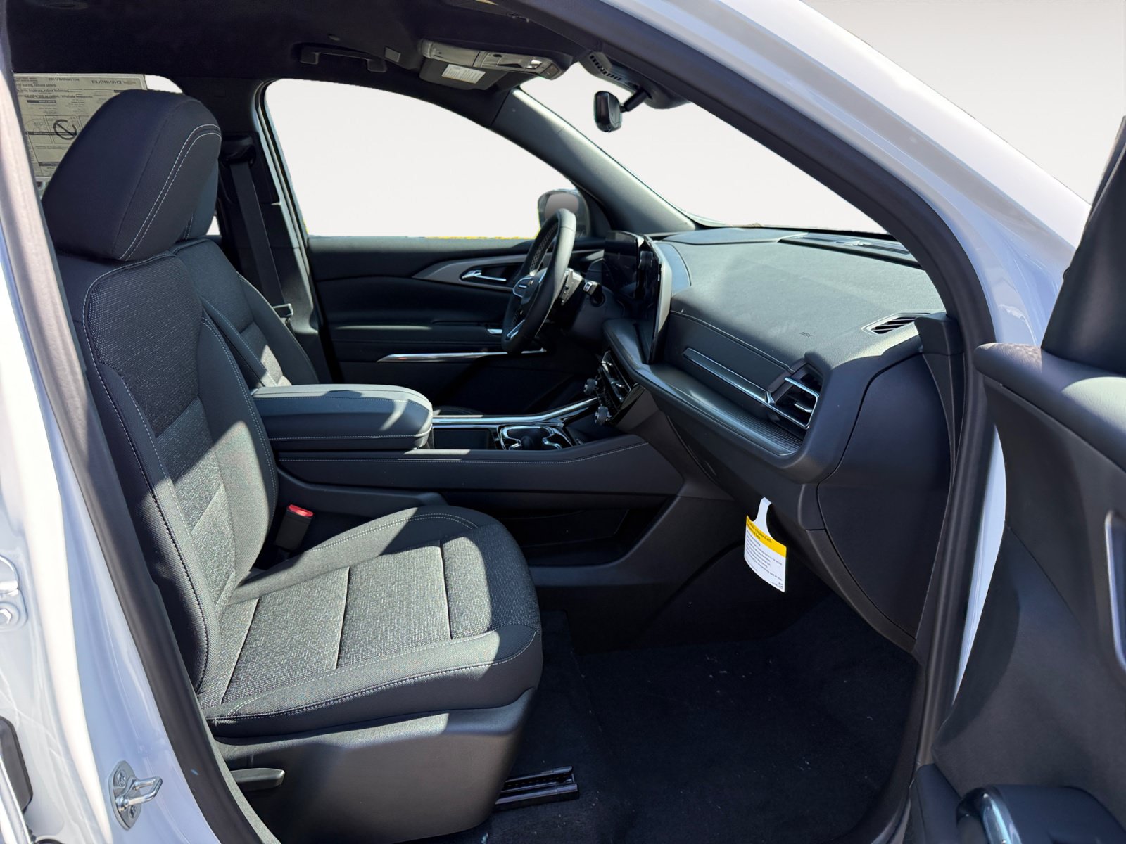 New 2027 Chevrolet Traverse LT w/ Driver Confidence Package FWD image 19