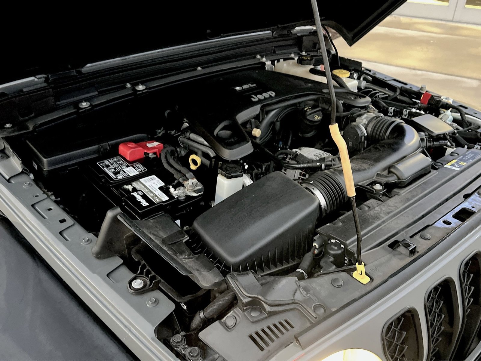 Used 2019 Jeep Wrangler Sport image 25