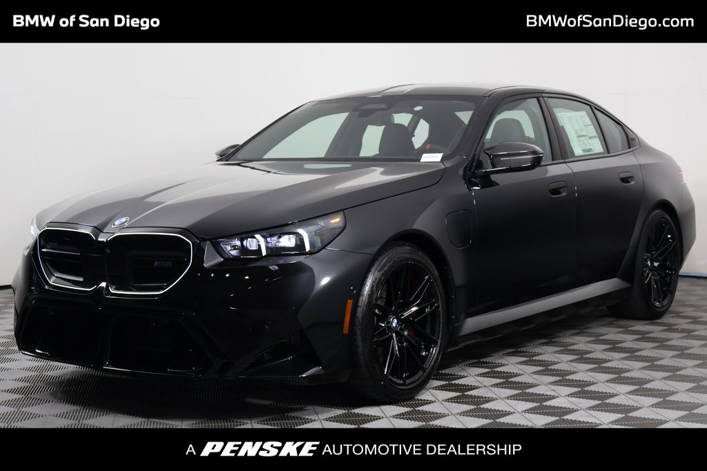 New 2027 BMW M5 w/ Carbon Package