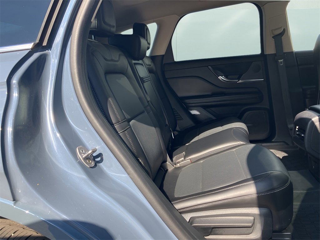 Used 2024 Lincoln Corsair Grand Touring image 36