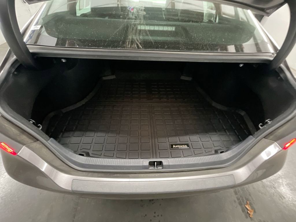 Used 2023 Toyota Camry XSE image 25