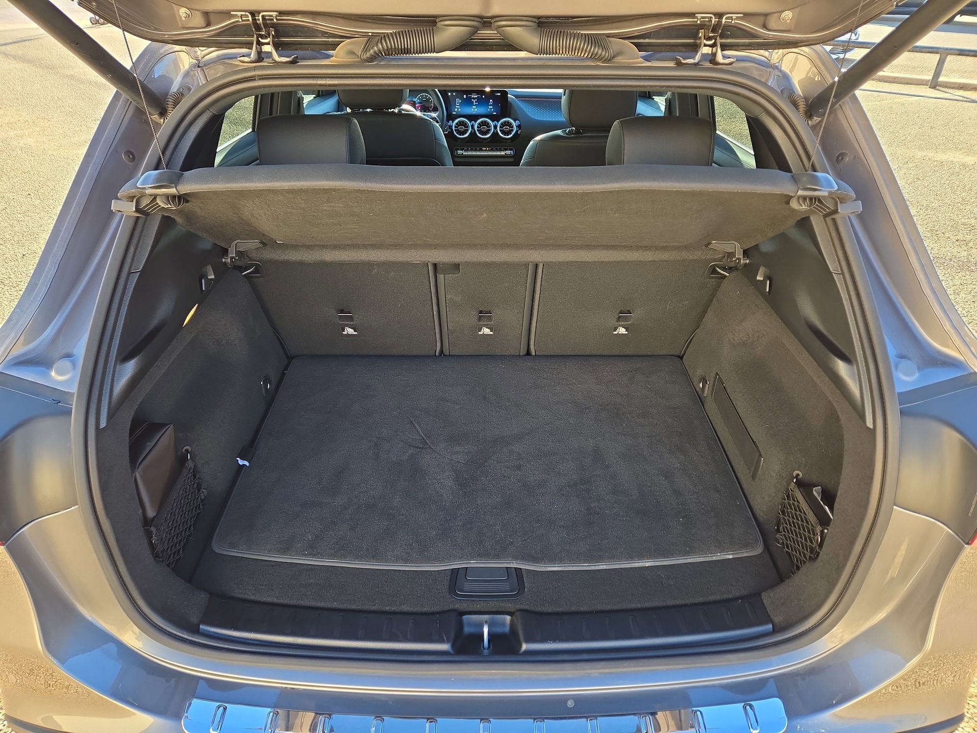 New 2025 Mercedes-Benz GLA 250 4MATIC image 12