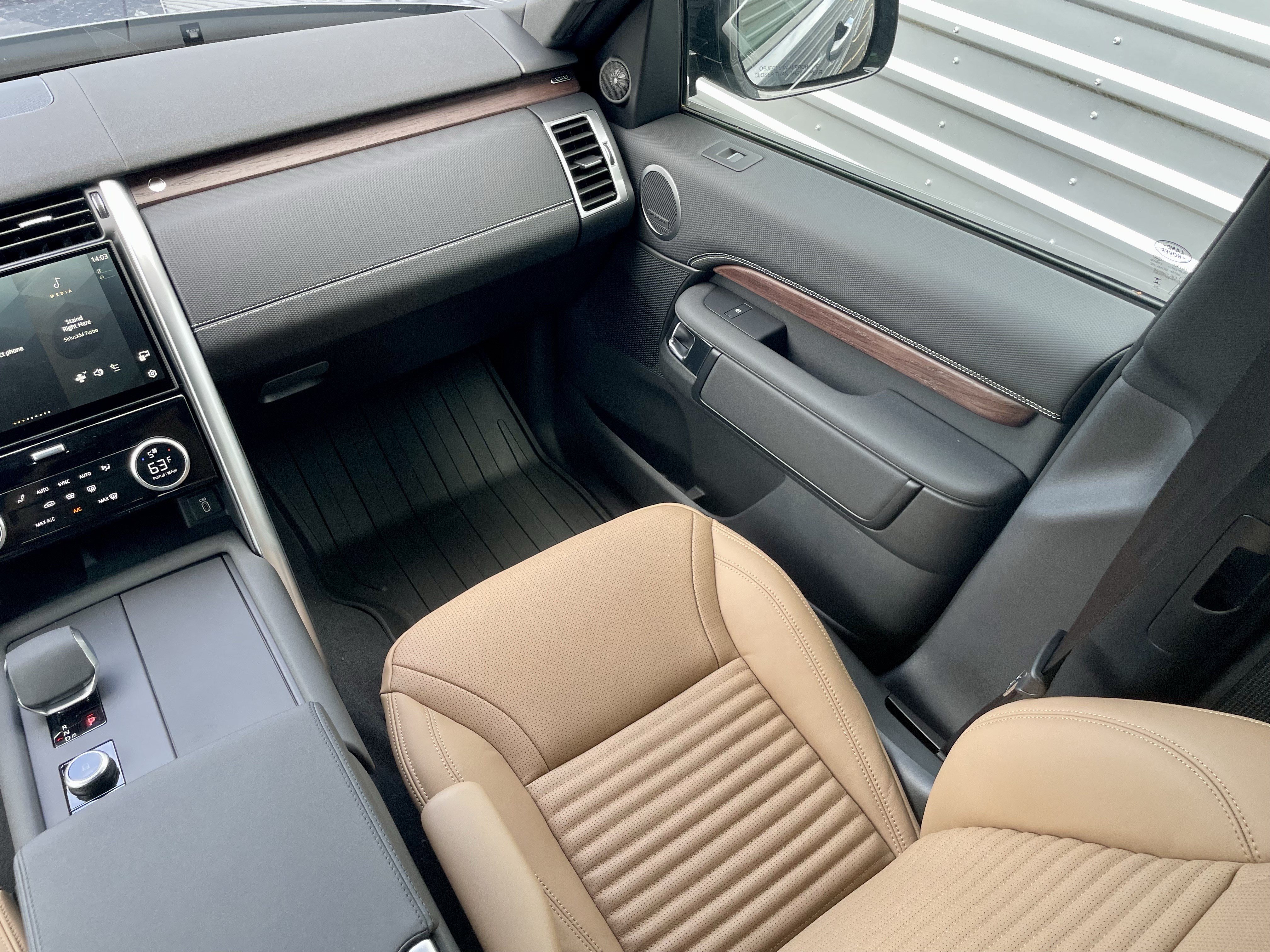 New 2026 Land Rover Discovery Dynamic SE AWD/4WD image 18