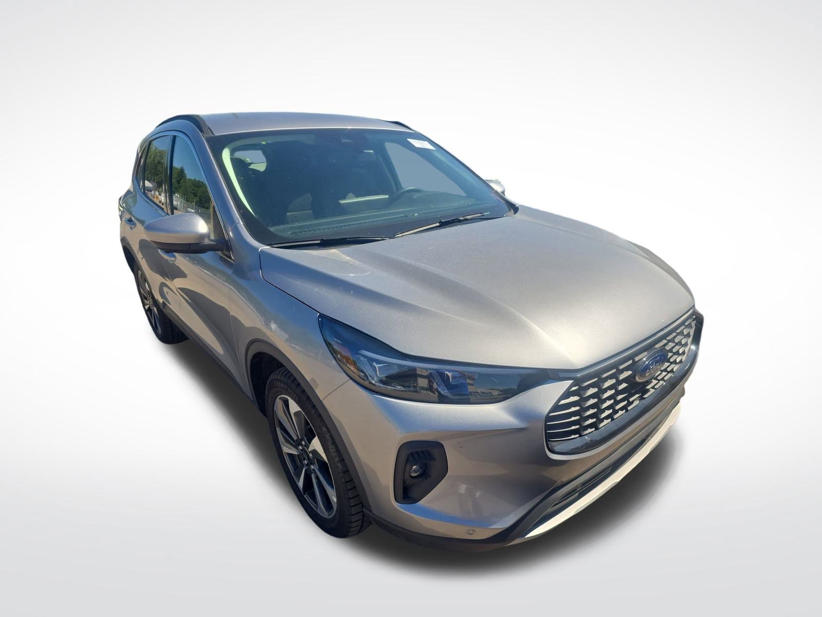 Used 2024 Ford Escape Platinum image 5