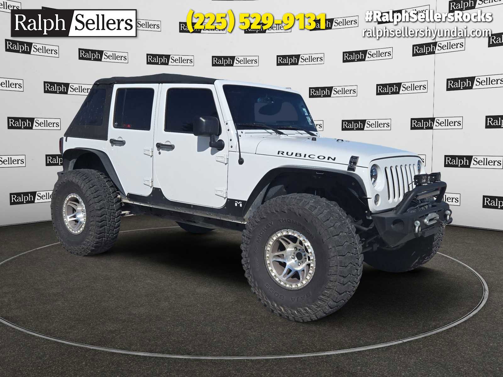 Used 2017 Jeep Wrangler Unlimited Rubicon w/ Connectivity Group
