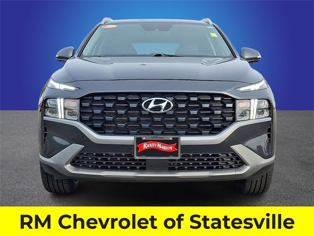 Used 2023 Hyundai Santa Fe SEL image 2