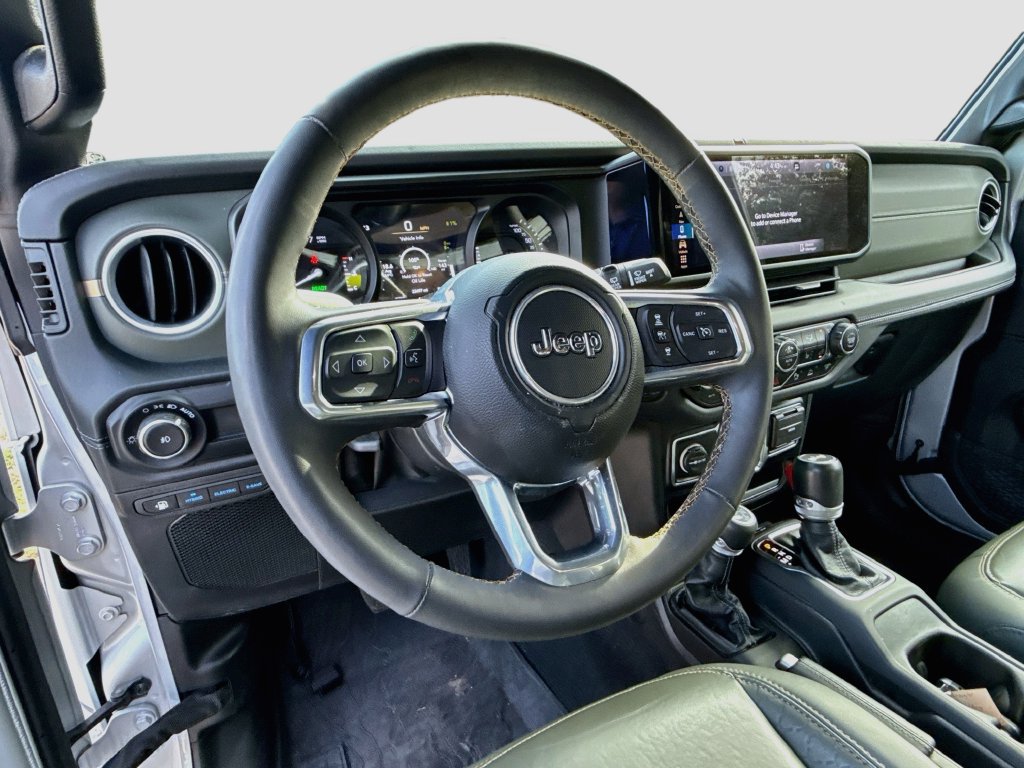 Used 2024 Jeep Wrangler High Altitude AWD/4WD image 12