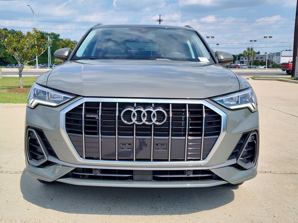Used 2025 Audi Q3 2.0T Premium w/ Convenience Package AWD/4WD image 16