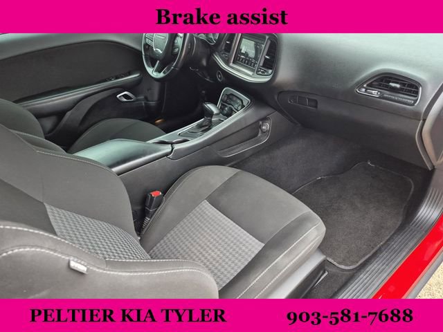 Used 2022 Dodge Challenger GT RWD image 12