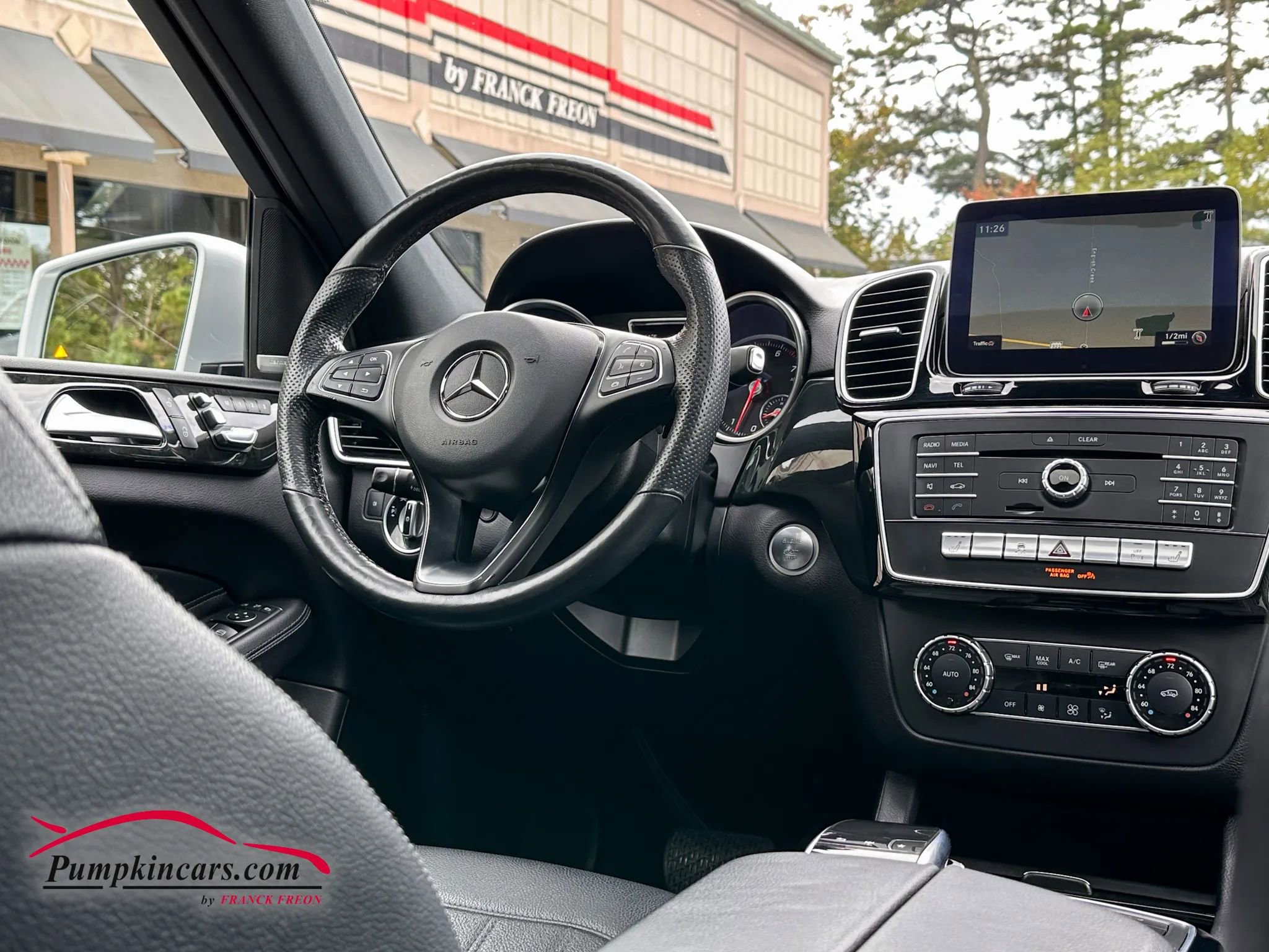 Used 2018 Mercedes-Benz GLE 350 4MATIC image 10