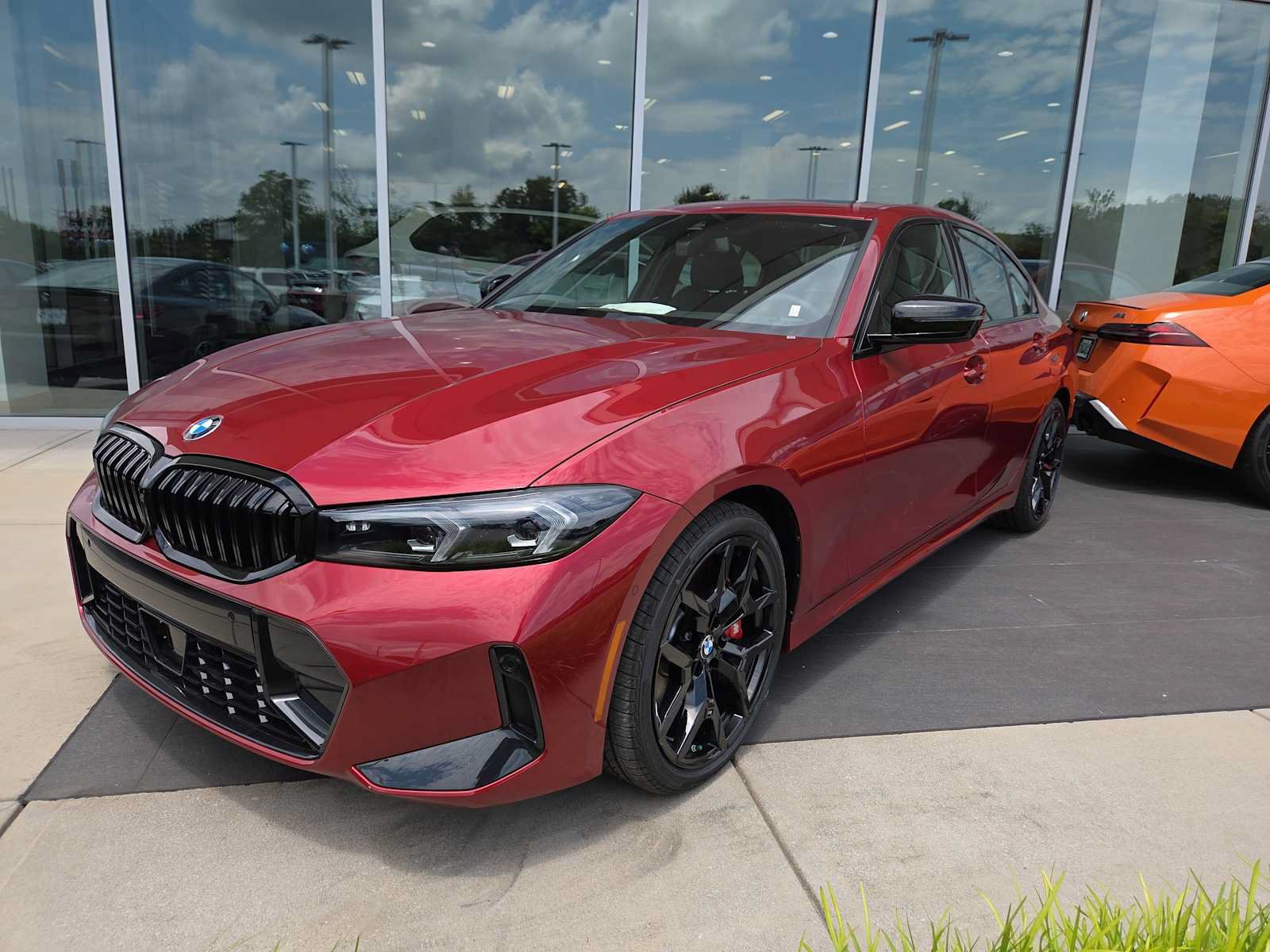 New 2026 BMW 330i xDrive Sedan w/ M Sport Package AWD/4WD image 7