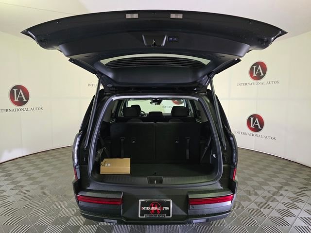 New 2026 Hyundai Santa Fe SE image 8