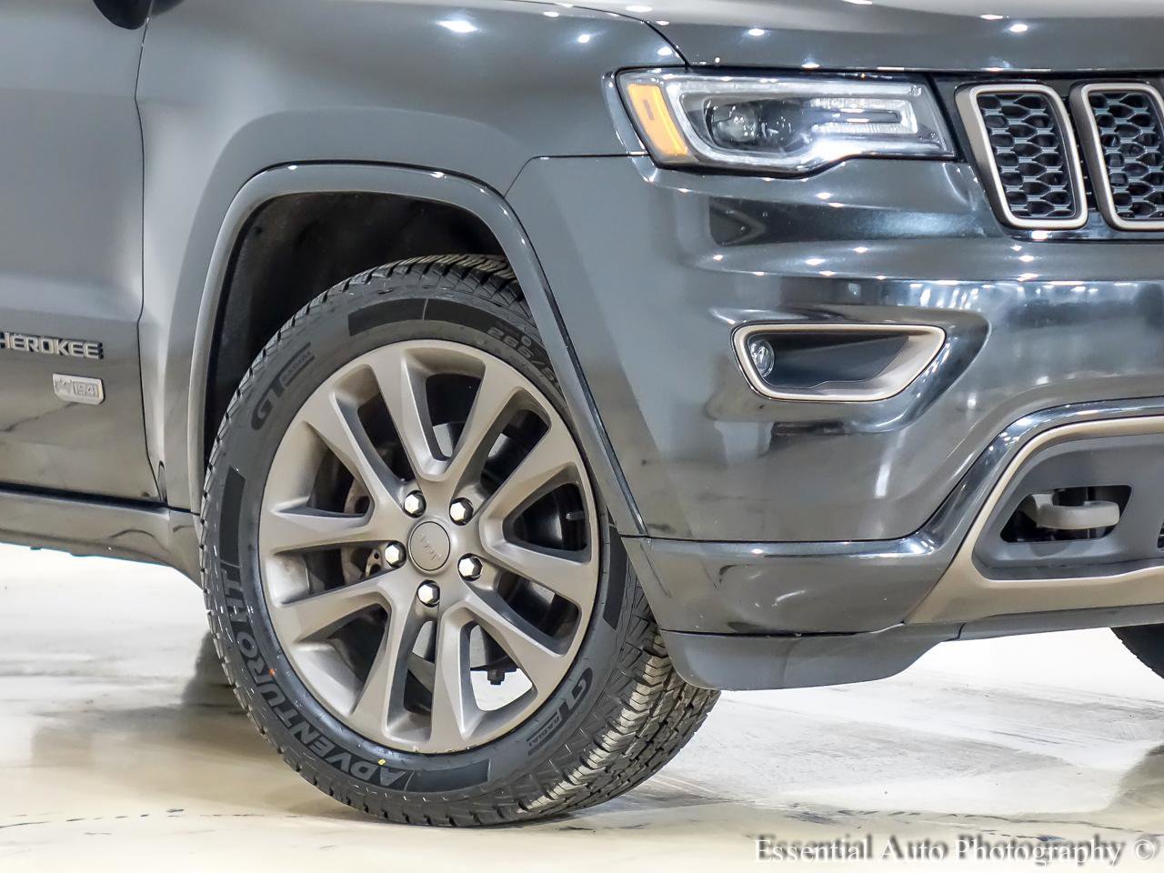 Used 2016 Jeep Grand Cherokee Limited 75th Anniversary AWD/4WD image 3