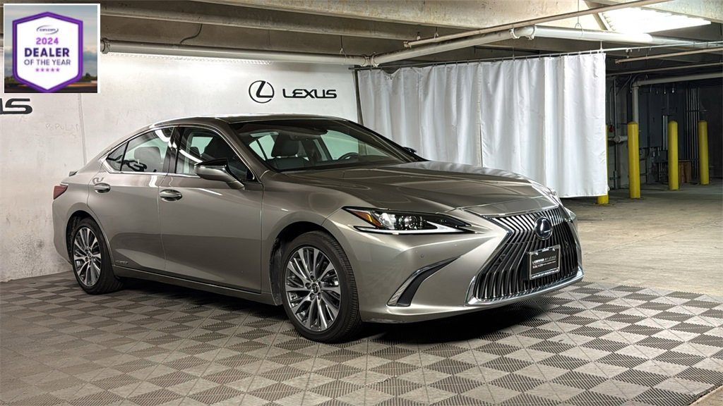 Used 2021 Lexus ES 300h w/ Premium Package