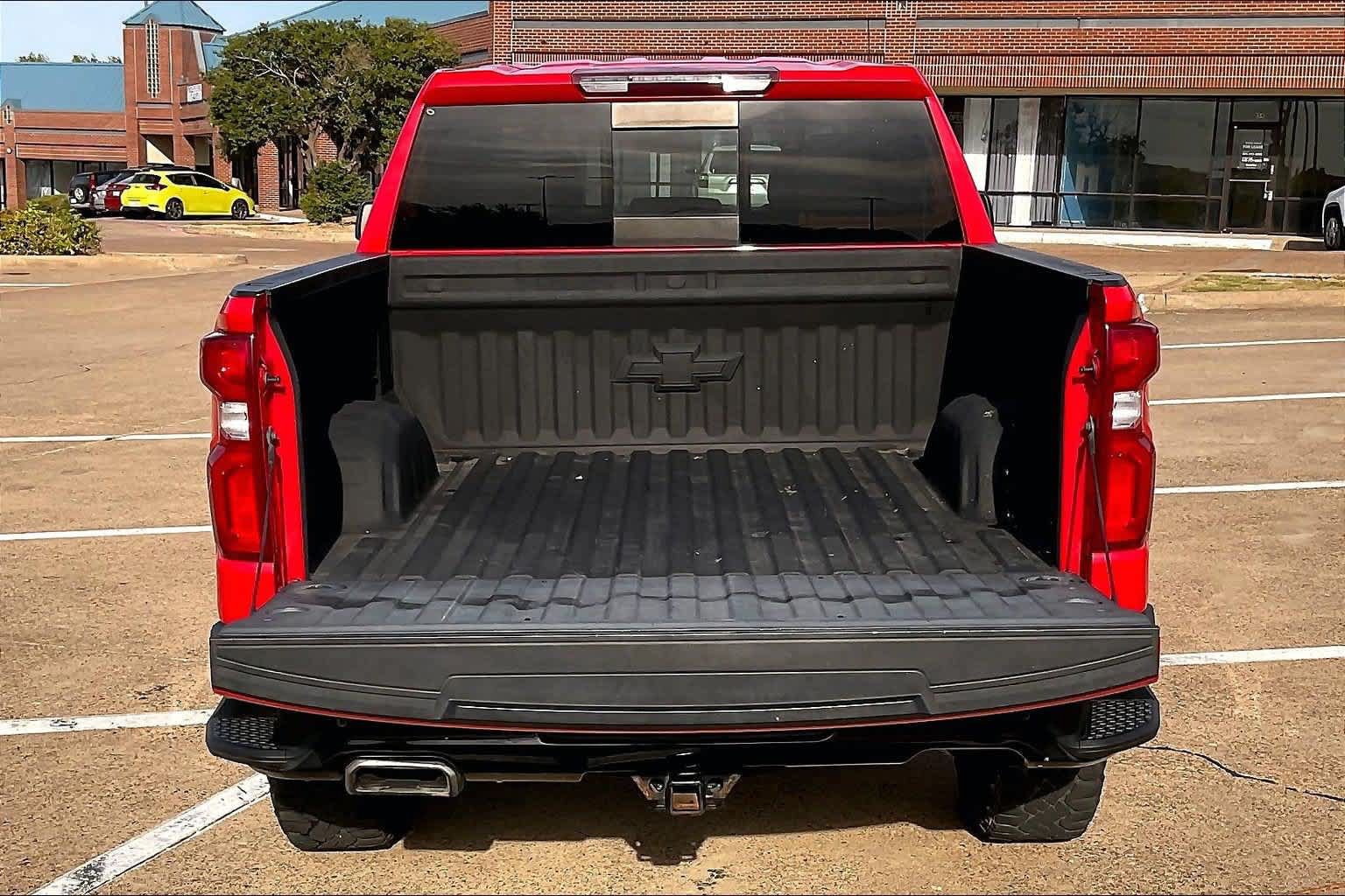 Used 2021 Chevrolet Silverado 1500 LT Trail Boss w/ Convenience Package II AWD/4WD image 17