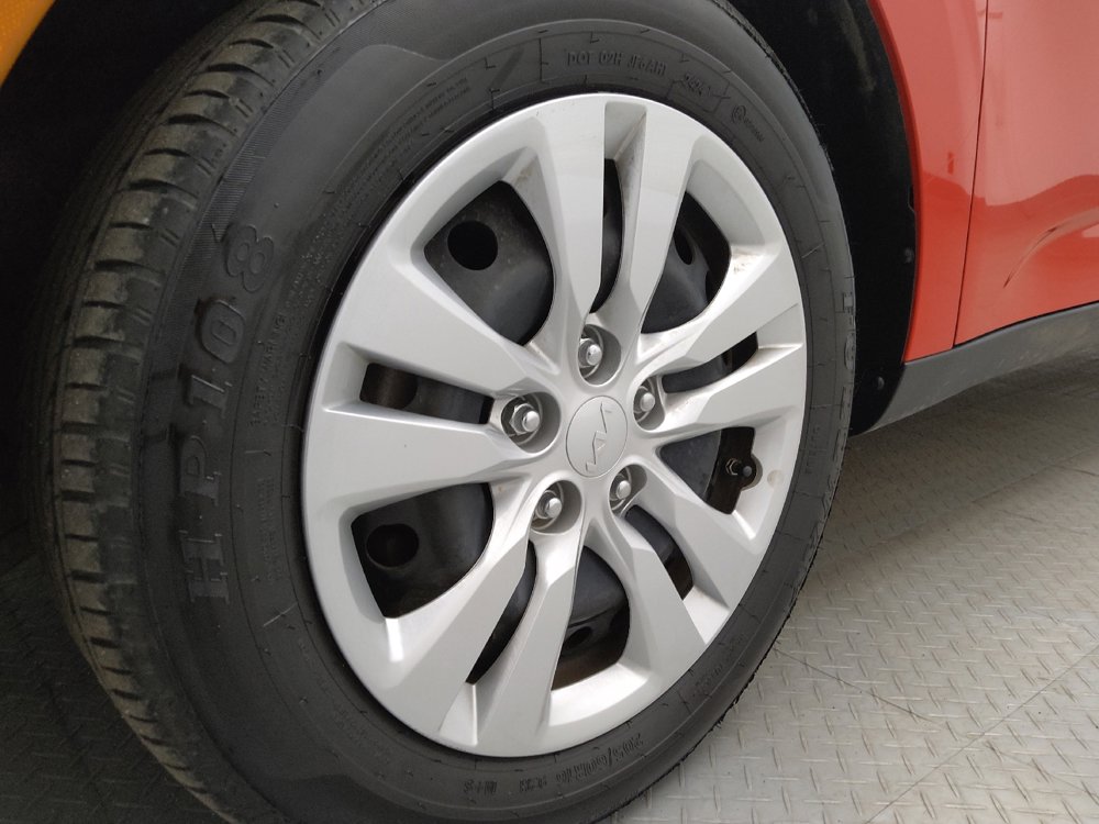 Used 2022 Kia Soul LX FWD image 31