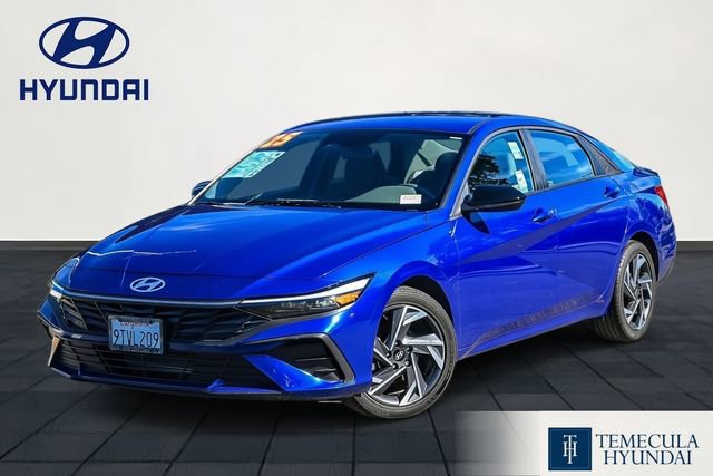 Certified 2025 Hyundai Elantra Sport w/ Cargo Package