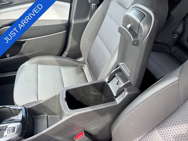 Used 2025 Chevrolet Trax LT w/ LT Convenience Package FWD image 20