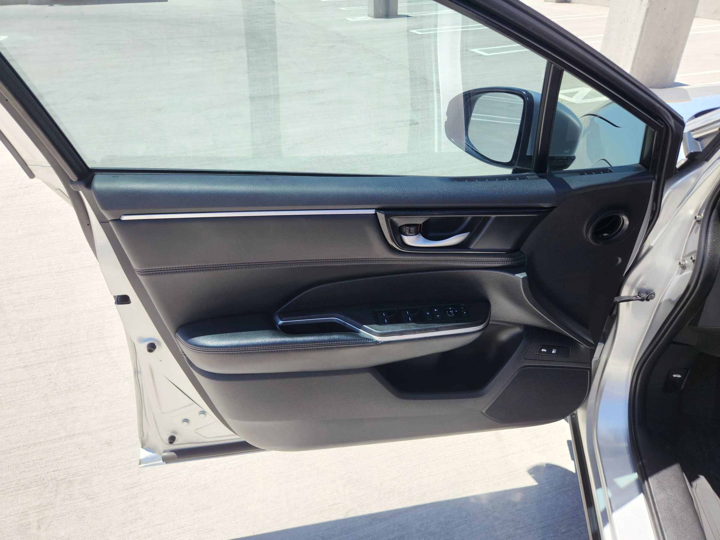 Used 2019 Honda Clarity Plug-In Hybrid image 22