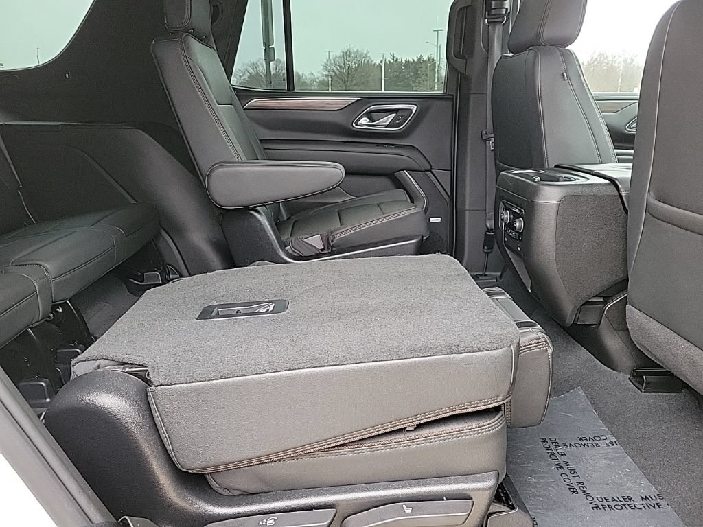 Used 2023 Chevrolet Tahoe High Country AWD/4WD image 21