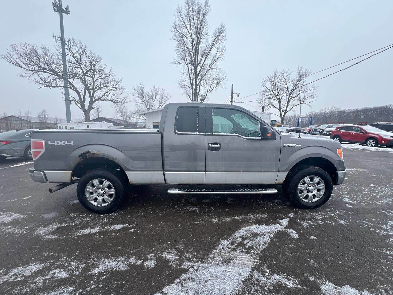 Used 2012 Ford F150 XLT w/ XLT Chrome Pkg image 4
