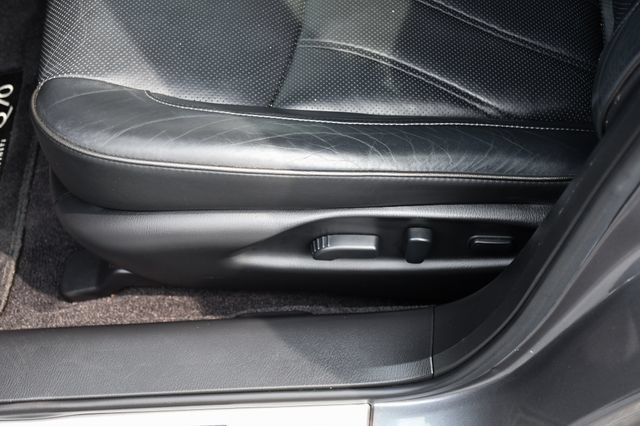 Used 2015 INFINITI Q70 3.7 w/ Deluxe Touring Package AWD/4WD image 34