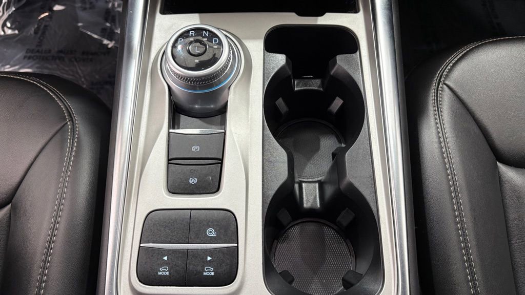 Used 2023 Ford Explorer XLT w/ Equipment Group 202A image 39