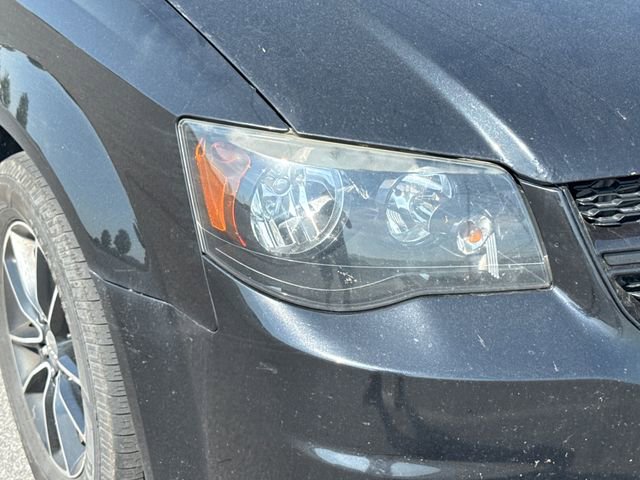Used 2015 Dodge Grand Caravan SE FWD image 12