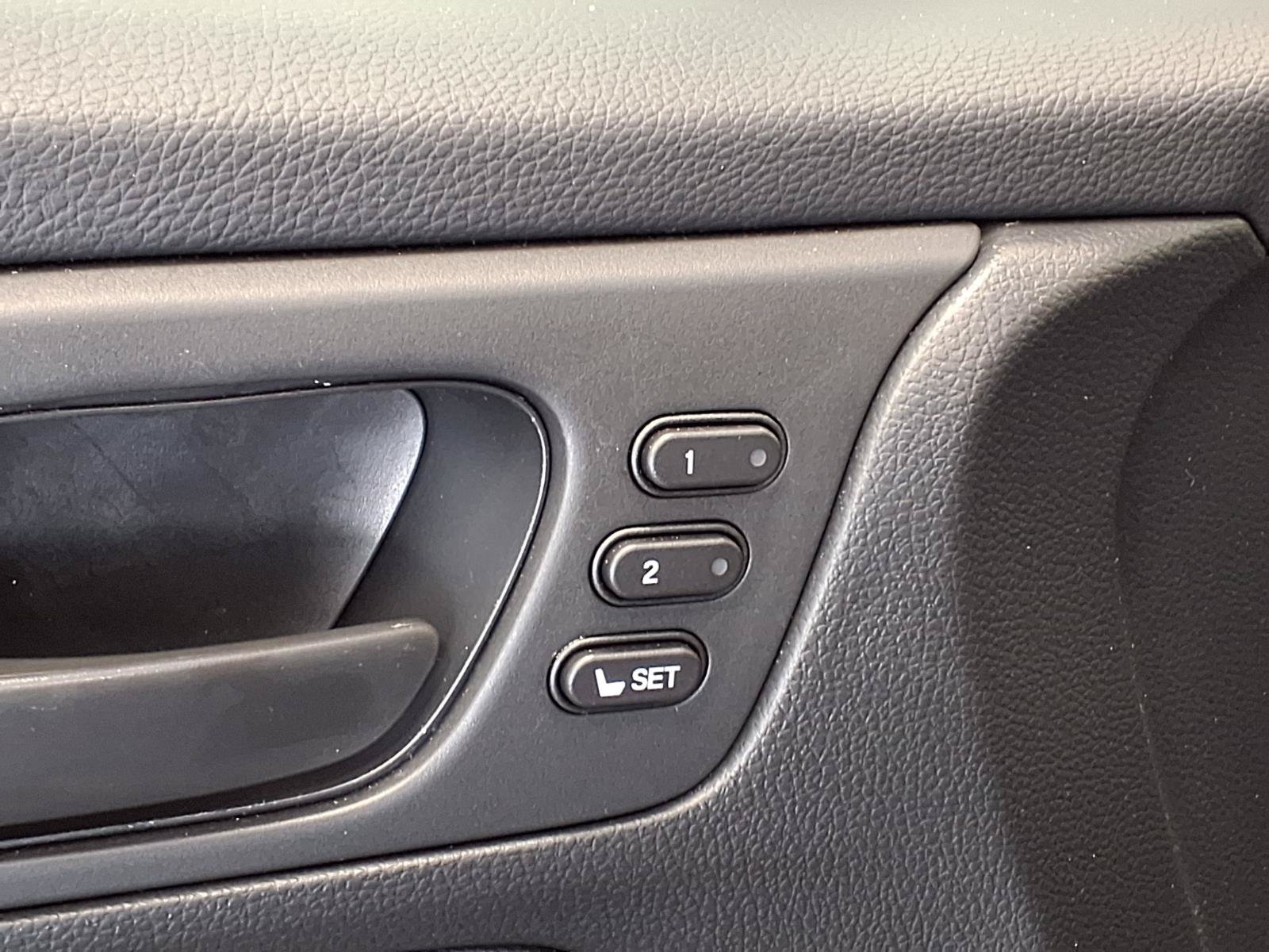 Used 2025 Honda Odyssey Sport-L image 26