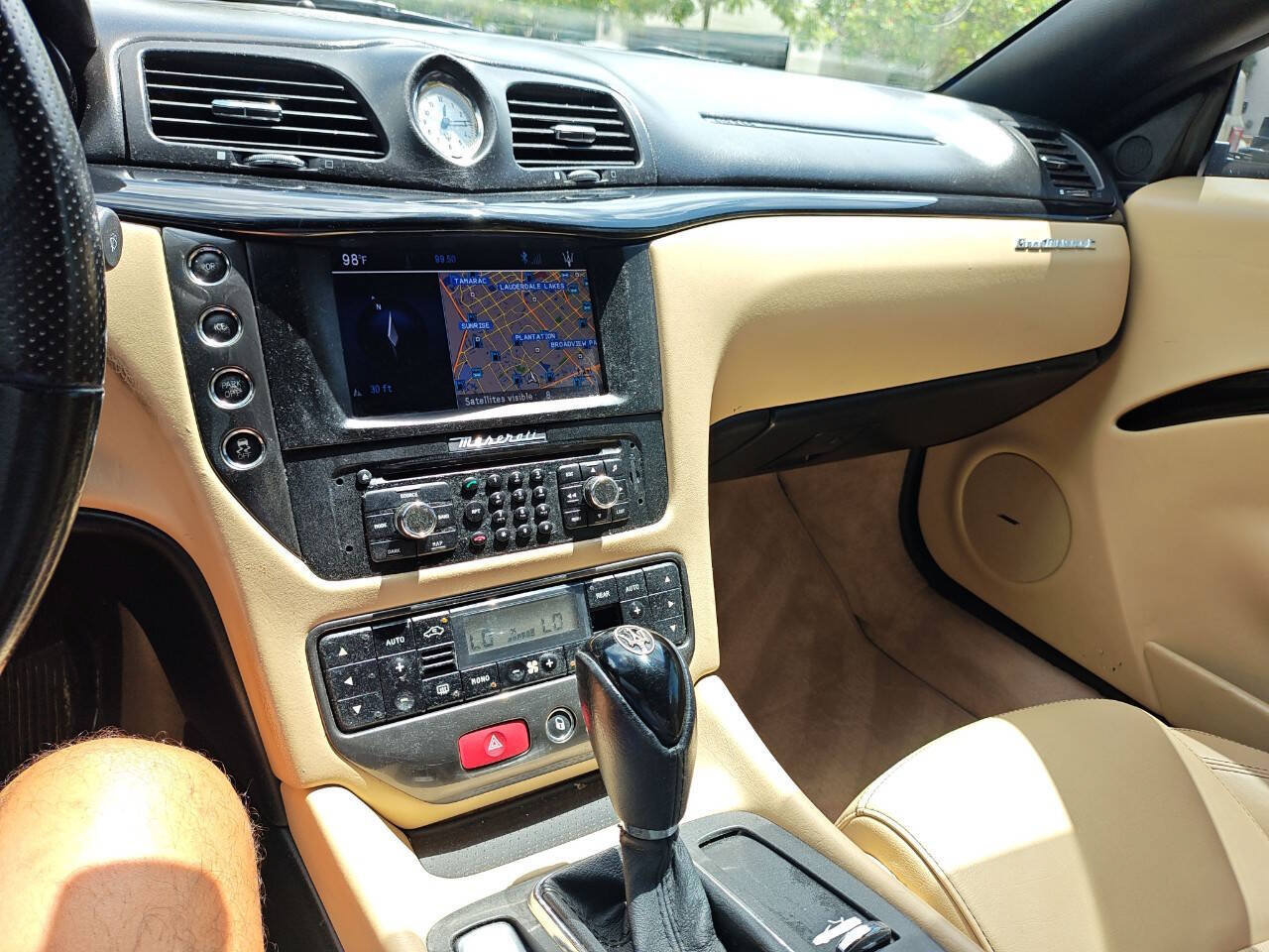 Used 2015 Maserati GranTurismo Convertible RWD image 35
