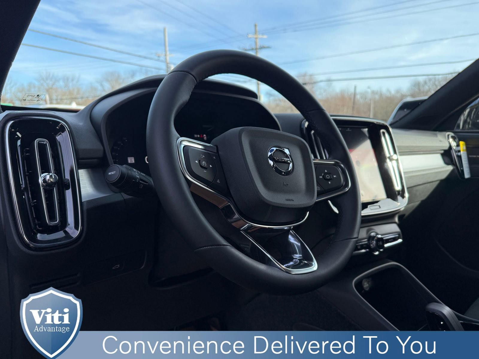 New 2026 Volvo XC40 B5 Ultra w/ Protection Package Premier image 12