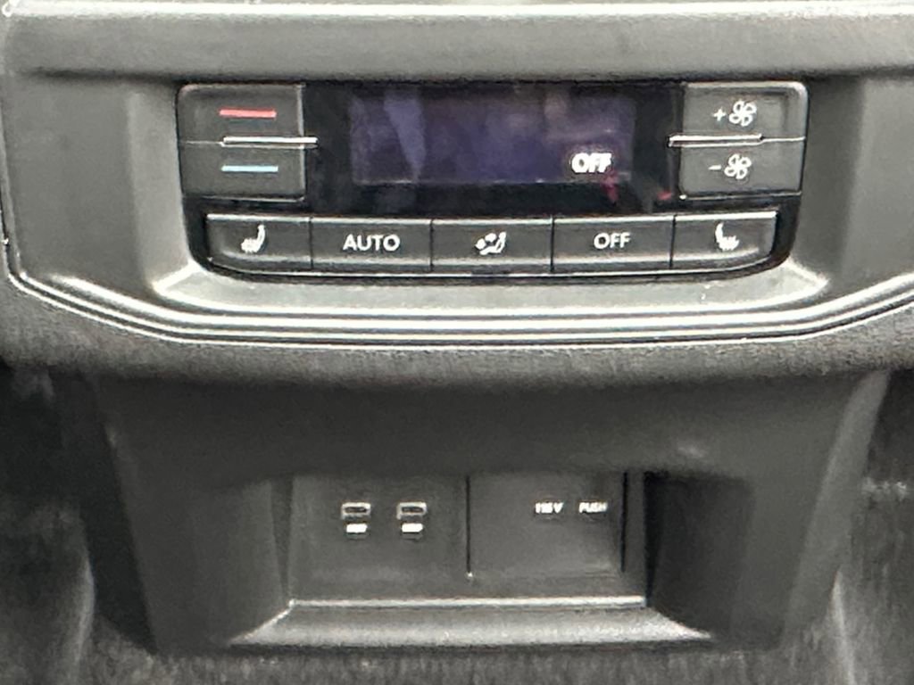 Used 2021 Volkswagen Atlas SEL Premium image 31